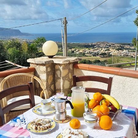 Casa Vacanza Vista Mare Кустоначи Екстериор снимка