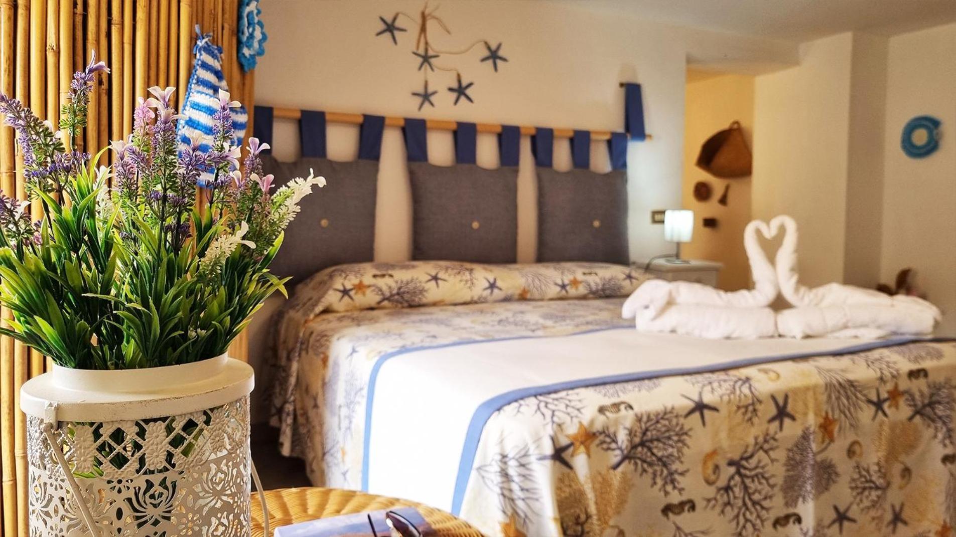 Casa Vacanza Vista Mare Кустоначи Екстериор снимка
